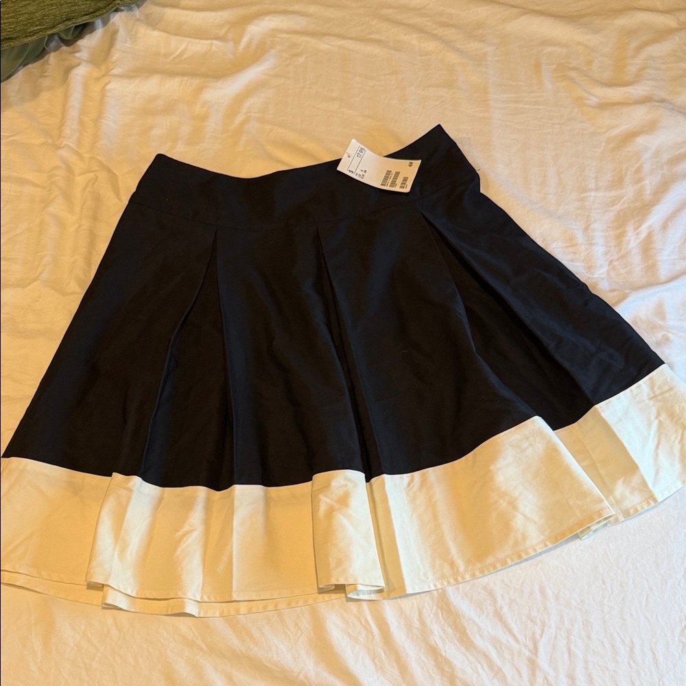 H&M Black and Cream A-Line Skirt
